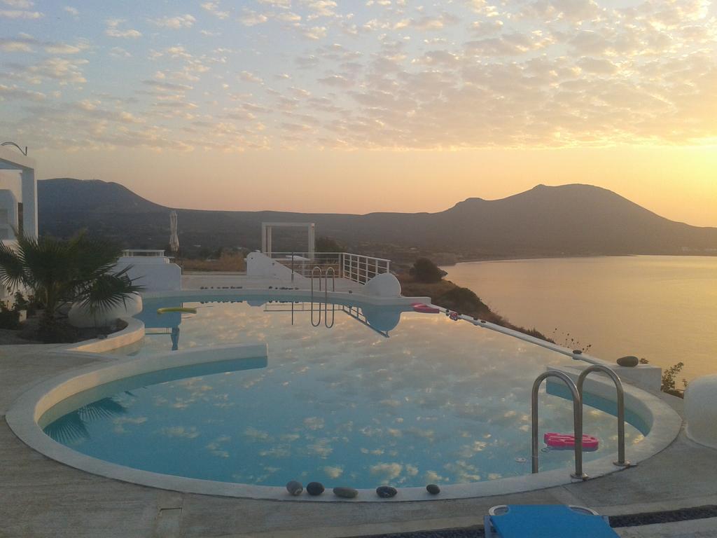 Kaladi Rock Villa Avlemonas Exterior photo
